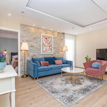 Three Musketeers Deluxe * Ντουμπρόβνικ